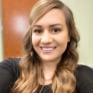 Meet your Posher, Mercedes